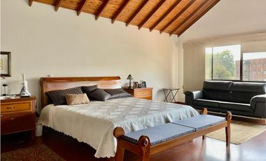 Casa en venta El Poblado - La Visitación