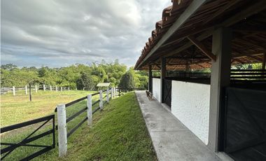 Se Vende Lote Campestre Con Pesebreras Via A Pueblo Tapao
