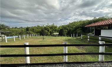 Se Vende Lote Campestre Con Pesebreras Via A Pueblo Tapao