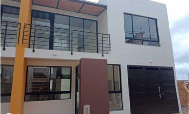 Casas Nuevas en La Mesa Cundi