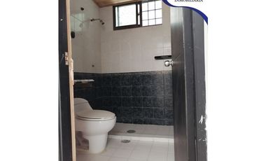 Se vende casa en el centro soledad