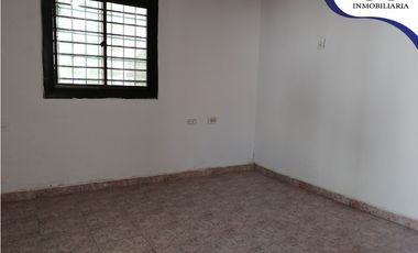 Se vende casa en el centro soledad