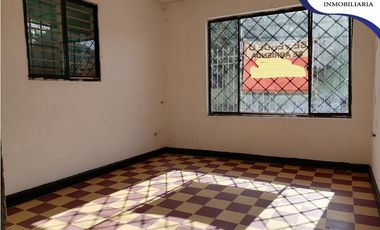 Se vende casa en el centro soledad