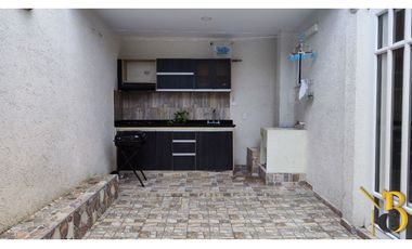 SE VENDE CASA EN BARRIO LOS HEROES YOPAL