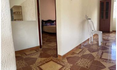 Casa Con 3 Apartamentos En Mesitas El Triunfo