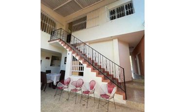 Casa Con 3 Apartamentos En Mesitas El Triunfo