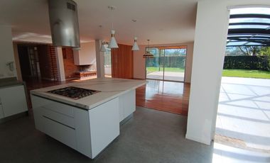 Arriendo Casa Conjunto San Simón Chia Guaymaral $ 14.000----