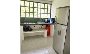 Maat vende Casa Campestre, La Magdalena-Villeta 3.904m2 $370Millones