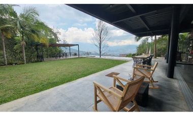 Vendo Casa Campestre en Envigado