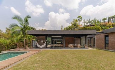 Vendo Casa Campestre en Envigado