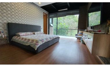 Vendo Casa Campestre en Envigado