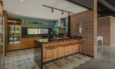 Vendo Casa Campestre en Envigado