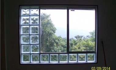 Casa Sobre La Vía Principal En La Mesa Cundi