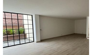 Casa en venta en Envigado sector El Esmeraldal