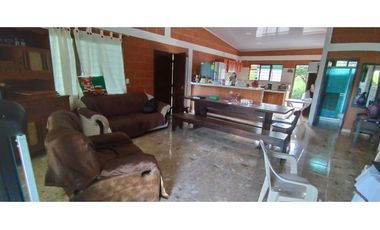 Pavas La Cumbre Valle Colombia - Hermosa finca con piscina en venta