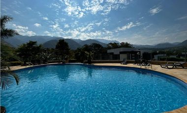 ESPECTACULAR CASA DE VERANO EN SAN JERÓNIMO
