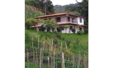 #casa finca en venta Marinilla Antioquia HSLZ5