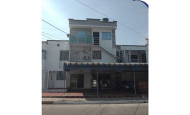 Se vende casa duplex barrio los almendros