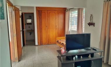 Maat vende Casa Murillo Toro-Villeta 600m2 $1.100Millones