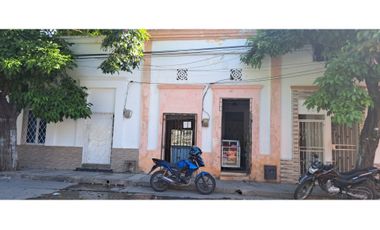 Se vende casa en el centro de Santa Marta