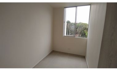 APARTAMENTO EN CONJUNTO ALTOS DE AMBALA
