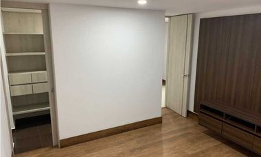 Se vende  Apartamento  en Sabaneta cerca a C.C Aves Maria z
