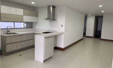 Se vende  Apartamento  en Sabaneta cerca a C.C Aves Maria z