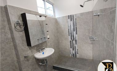 SE VENDE CASA EN EL BARRIO SAN JORGE CRA 6 CON 46B