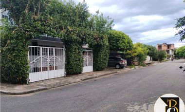 SE VENDE CASA EN EL BARRIO SAN JORGE CRA 6 CON 46B