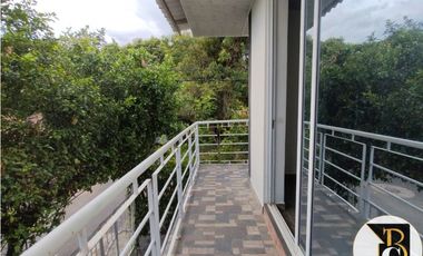 SE VENDE CASA EN EL BARRIO SAN JORGE CRA 6 CON 46B
