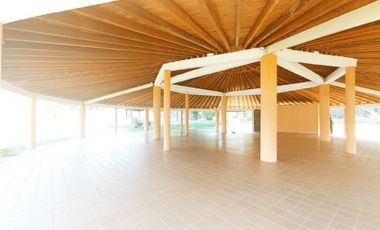 SE ALQUILA HERMOSO APARTAMENTO EN EL CR SAN MARINO