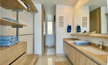Apartamento en venta con permiso turístico en Playa salguero
