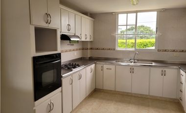 VENTA CASA CAMPESTRE IND IDEAL PARA HOTEL VIA ARMENIA,  PEREIRA