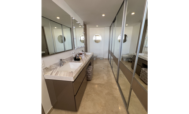 SE VENDE APARTAMENTO EN EL BOULEVARD DE LA CARRERA 51 EN BARRANQUILLA