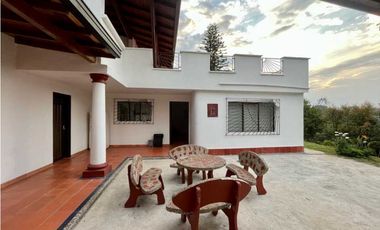 VENDO HERMOSA FINCA EN MARINILLA 10 MIL METROS VIA SANTUARIO CH