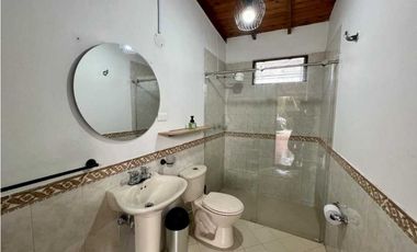 VENDO HERMOSA FINCA EN MARINILLA 10 MIL METROS VIA SANTUARIO CH