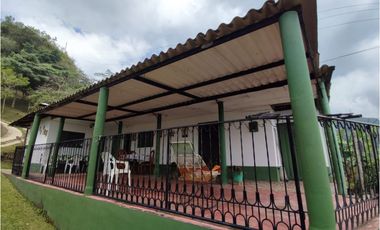 VENDO FINCA EN VILLETA