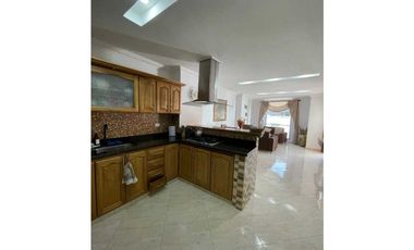 VENDO APARTAMENTO EN EL CARMEN DE VBORAL CON PARQUEADERO CH