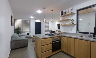 VENDO APARTAMENTO EN EL CARMEN DE VBORAL CON PARQUEADERO CH