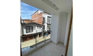 VENDO APARTAMENTO EN EL CARMEN DE VBORAL CON PARQUEADERO CH