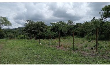 VENDO LOTE ESQUINERO DE 1.000 METROS EN CONJUNTO SAN ANTONIO DE APULO