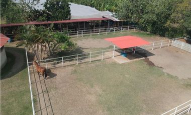 Hermosa finca de 6.400m2 en venta / permuta Rozo Valle Colombia