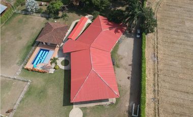 Hermosa finca de 6.400m2 en venta / permuta Rozo Valle Colombia