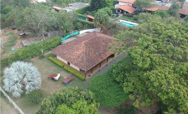 Hermosa finca de 6.400m2 en venta / permuta Rozo Valle Colombia