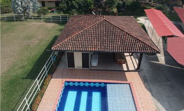 Hermosa finca de 6.400m2 en venta / permuta Rozo Valle Colombia