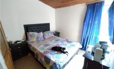 VENTA DE CASA ROBLEDO VILLA FLORA