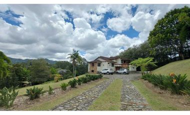 Vendo Casa Campestre en Fizebad, El Retiro Antioquia