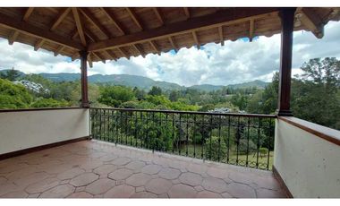 Vendo Casa Campestre en Fizebad, El Retiro Antioquia