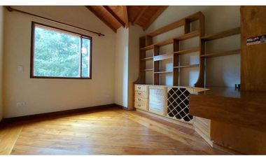 Vendo Casa Campestre en Fizebad, El Retiro Antioquia