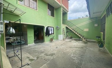 Se vende - permuta casa amplia de una planta Barrio Obrero Palmira